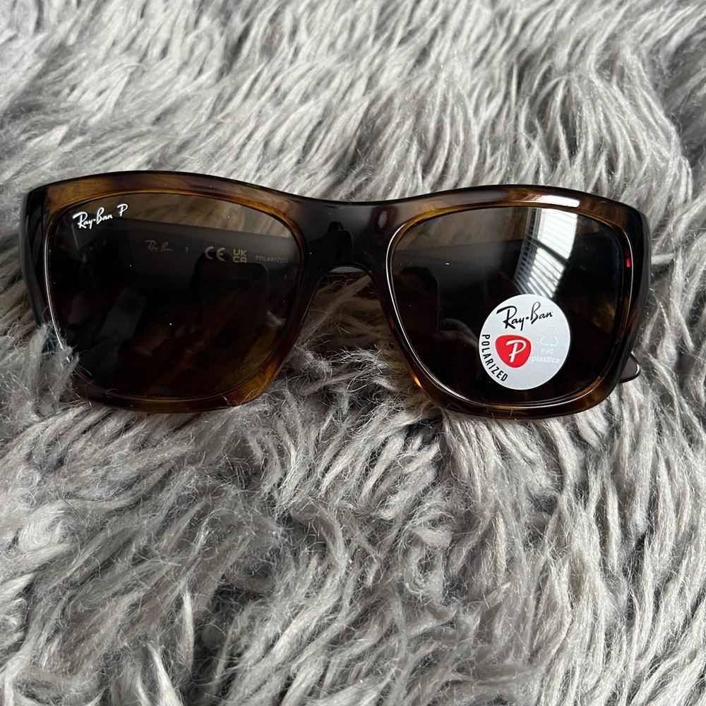 Polarized Ray Ban sunglasses